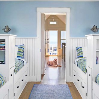 Kindergarten für drei im maritimen Stil