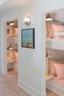 Kindergarten für drei in einer Nische