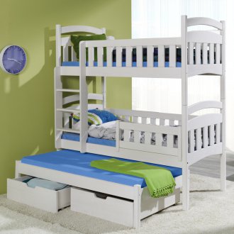 Kinderzimmer für drei Kinder mit Schubladen