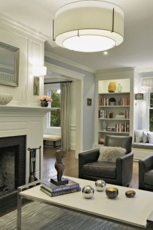 Светла всекидневна от фън шуй