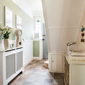 Обзавеждане за коридор във френски стил