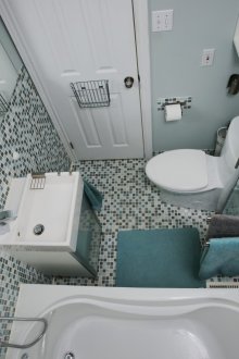 Малка баня с гардероб