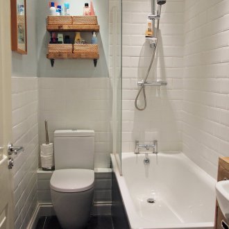 Малка баня с тоалетна