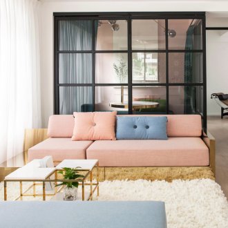 Бюджетен ремонт и оформление в студио апартамент