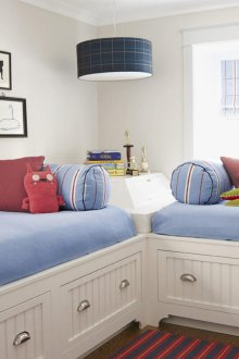 Reka bentuk tapak semaian untuk dua kanak-kanak lelaki dalam gaya laut