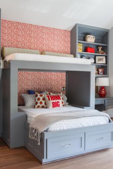 Reka bentuk tapak semaian untuk dua kanak-kanak lelaki dengan kertas dinding