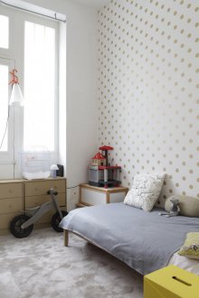 Дизайн тапети с полка точка