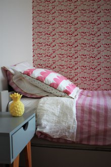 Дизайн на тапети розов