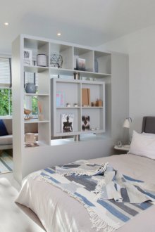 Studio pangsapuri putih