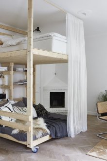 Odnushki dalaman dengan dua orang anak