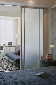 Reka bentuk odnushki dengan kelabu pembibitan