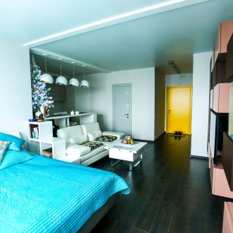 Studio reka bentuk dengan tapak semaian