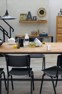 Черни мебели за таванско помещение