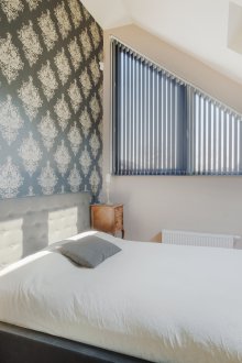 Bilik tidur loteng kecil