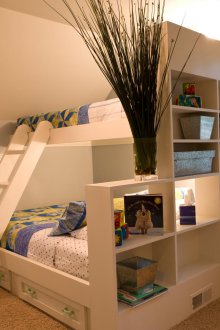 Детски 10 кв.м с легло