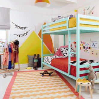 Детска 10 кв.м светла