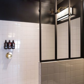 Bilik mandi gaya perindustrian 4 m persegi