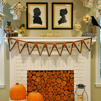 Снимки в интериора над камината