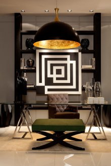 Интериорен дизайн на офис на главата с декор