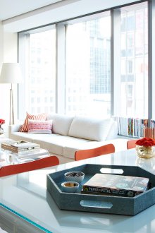 Интериорен дизайн на офис на главата с диван