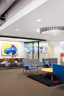 Интериорен дизайн на офис на главата в открито пространство