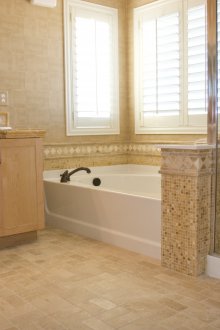 Голяма бежова баня