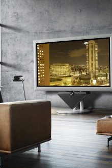 Минималистичен телевизор в хола