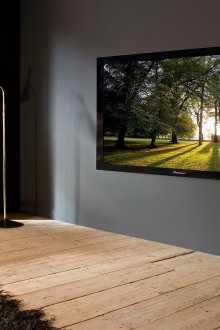 Телевизор в скандинавски стил в хола