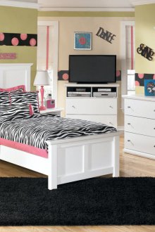 Design room for a teenager white