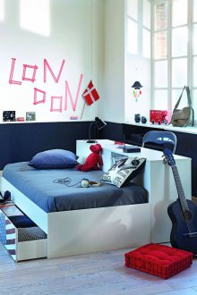 Design a room for a teenager with a bed