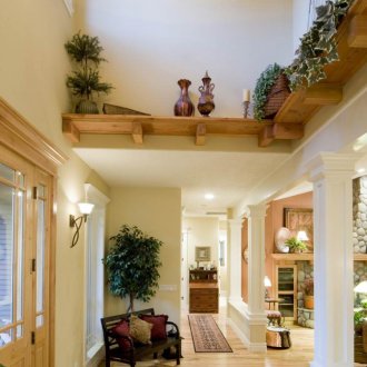 Дизайн на коридор с цветя