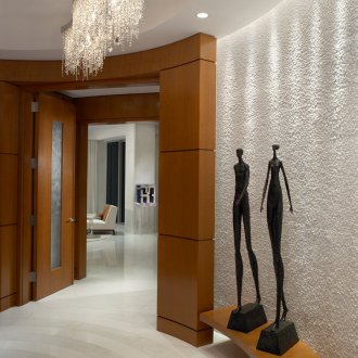 Дизайн на коридор с полилей