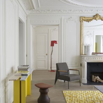 Декора с гипс в хола