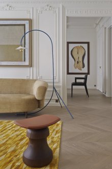 Декорация с гипс върху корнизи