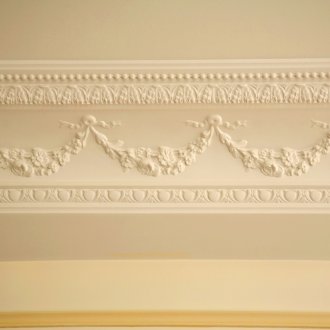 Декорация с гипс на тавана