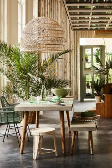 Дърво в еко интериор