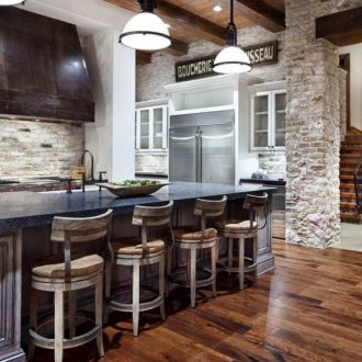 Дърво в селски интериор