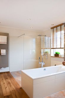 Каменна стена в модерен стил