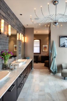 Модерна баня в стил венге