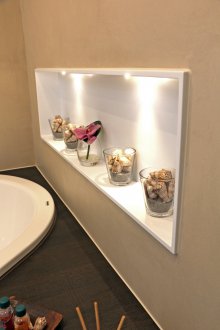 Ниша декорация с пластмаса