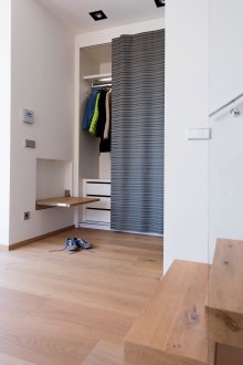 Ниша декорация със завеса