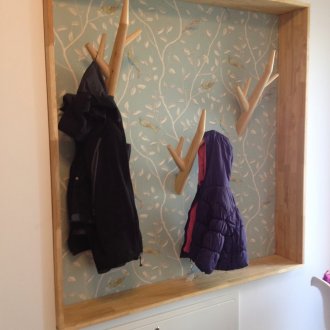 Ниша декорация с закачалка.