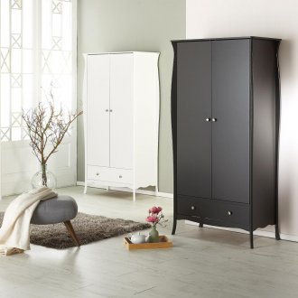 Гардероб в коридора черен шарнирно