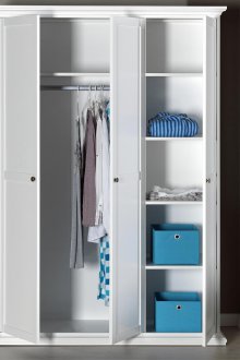 Гардероб в коридора