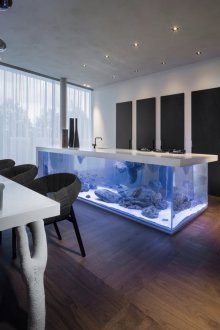 Декор за аквариум с камъни