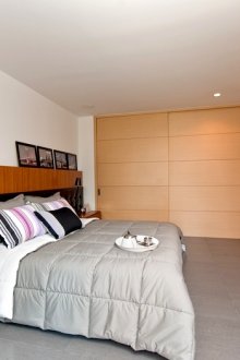 Как да поставите телевизор в спалнята