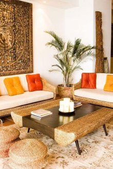 Orientalischer Stil im Innenraum mit Paneelen.