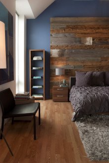 Подреждане на мебели в спалня с дъски