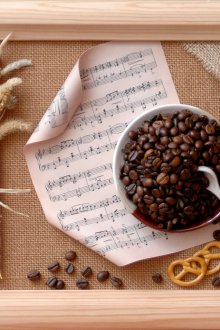 Декоративен панел от хартия и кафе