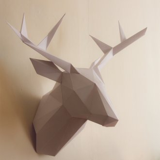 Декоративен хартиен панел под формата на елен